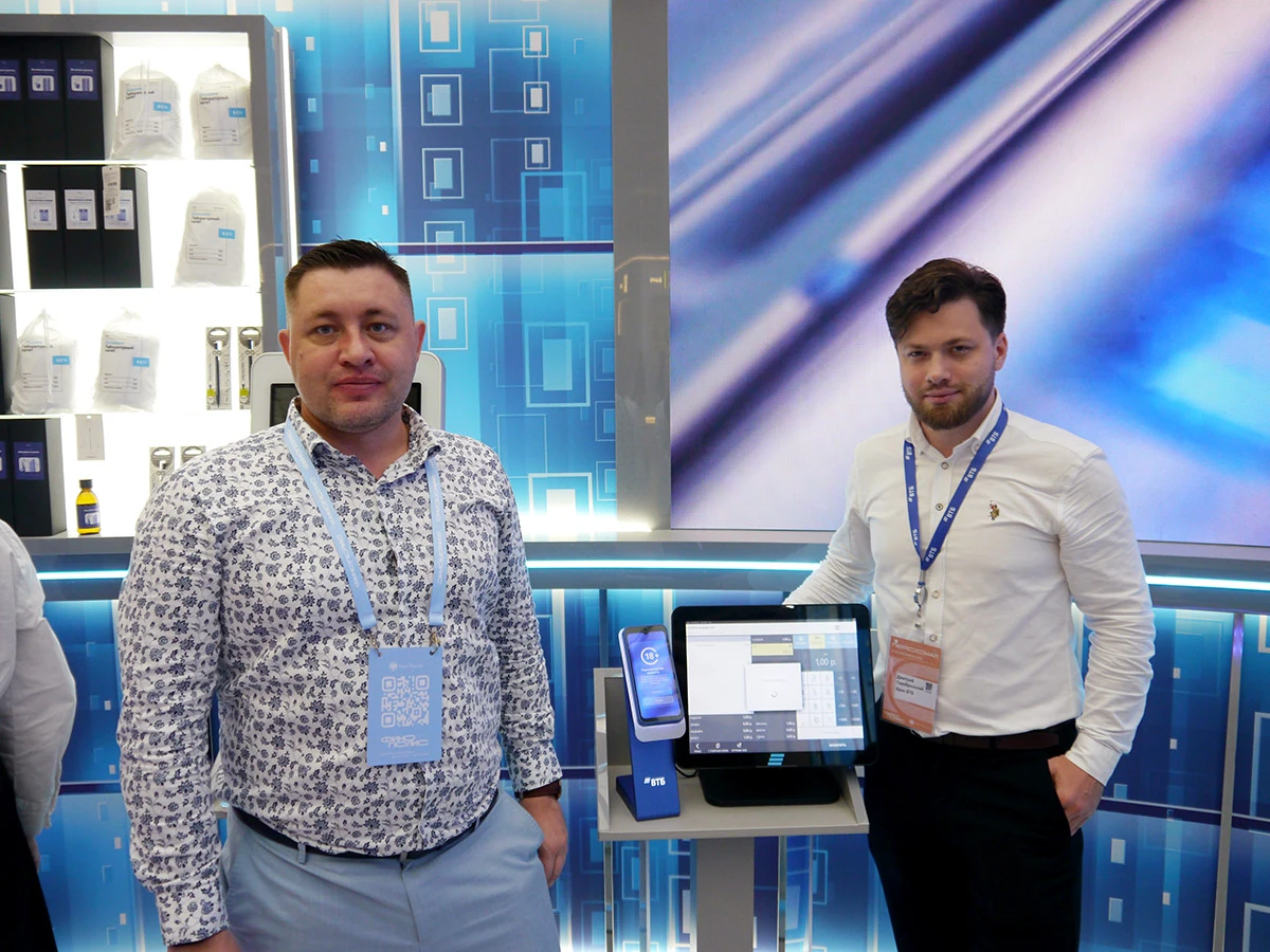 Терминал и демонстрация биометрических сценариев ВТБ на Финополисе 2025